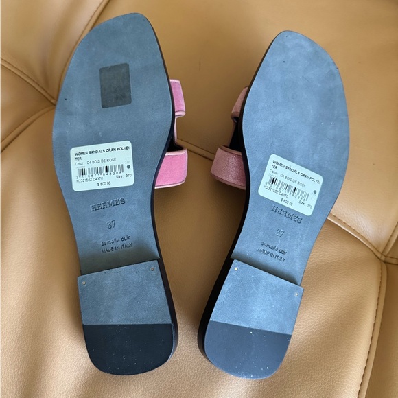 Hermes Oran Flats - Picture 2 of 2